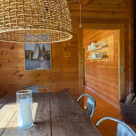 Charming Log In Feriehus Tisvilde